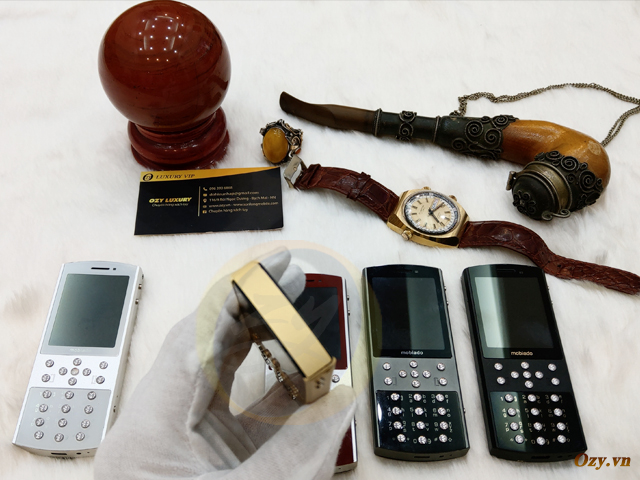 mobiado 712 gold